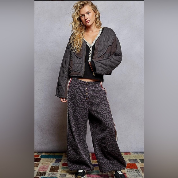 POL SMT2166 Black Bomber Jacket with Textured Fabric - Picture 6 of 7